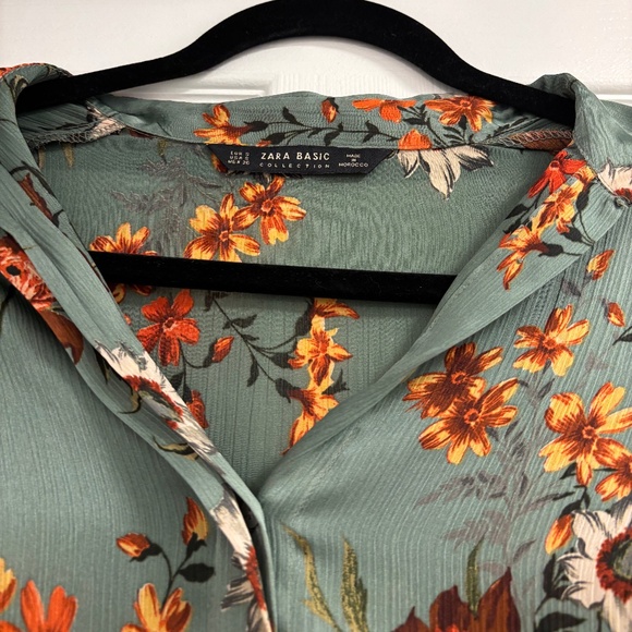 Zara Floral Print Blouse - Size Small - Picture 2 of 3